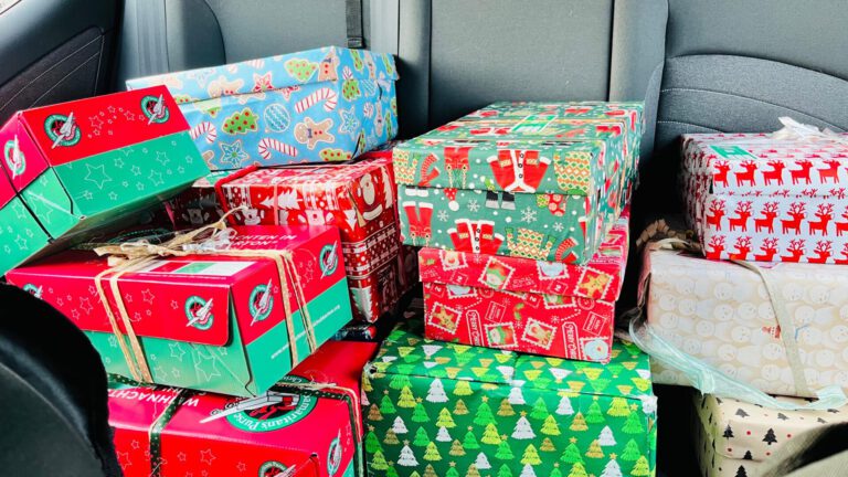 Ein kleiner Karton – ein großes Lächeln